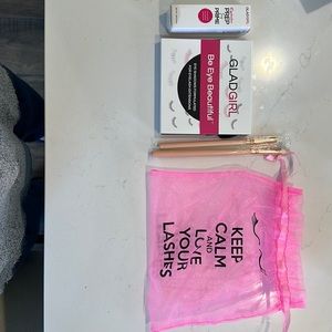 Glad girl eyelash extensions eye shadow set